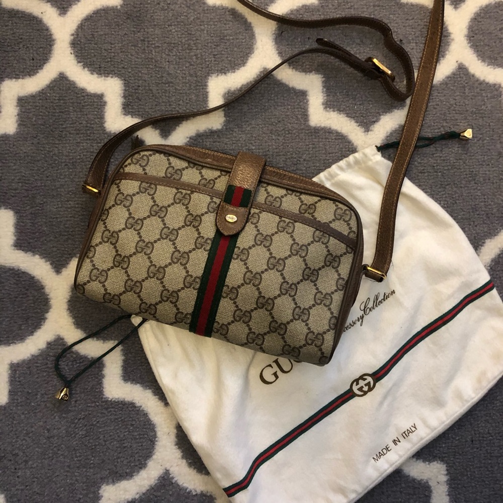 Authentic Vintage Gucci Crossbody/Shoulder Bag